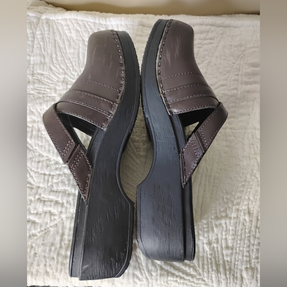 L.L. Bean Leather Clogs Size 39 Slip-On Preppy Classic Comfort Coastal - Picture 9 of 11